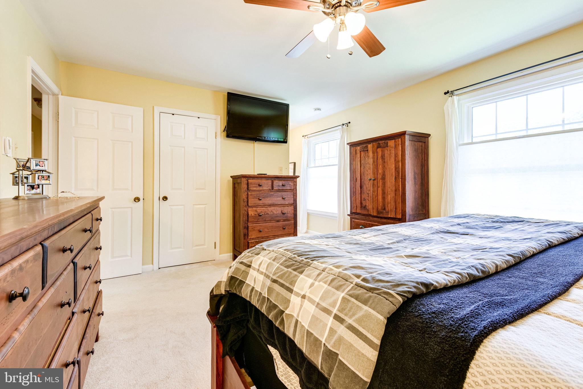 6905 Raspberry Plain Place Springfield, VA 22153 - Photo 38 of 66