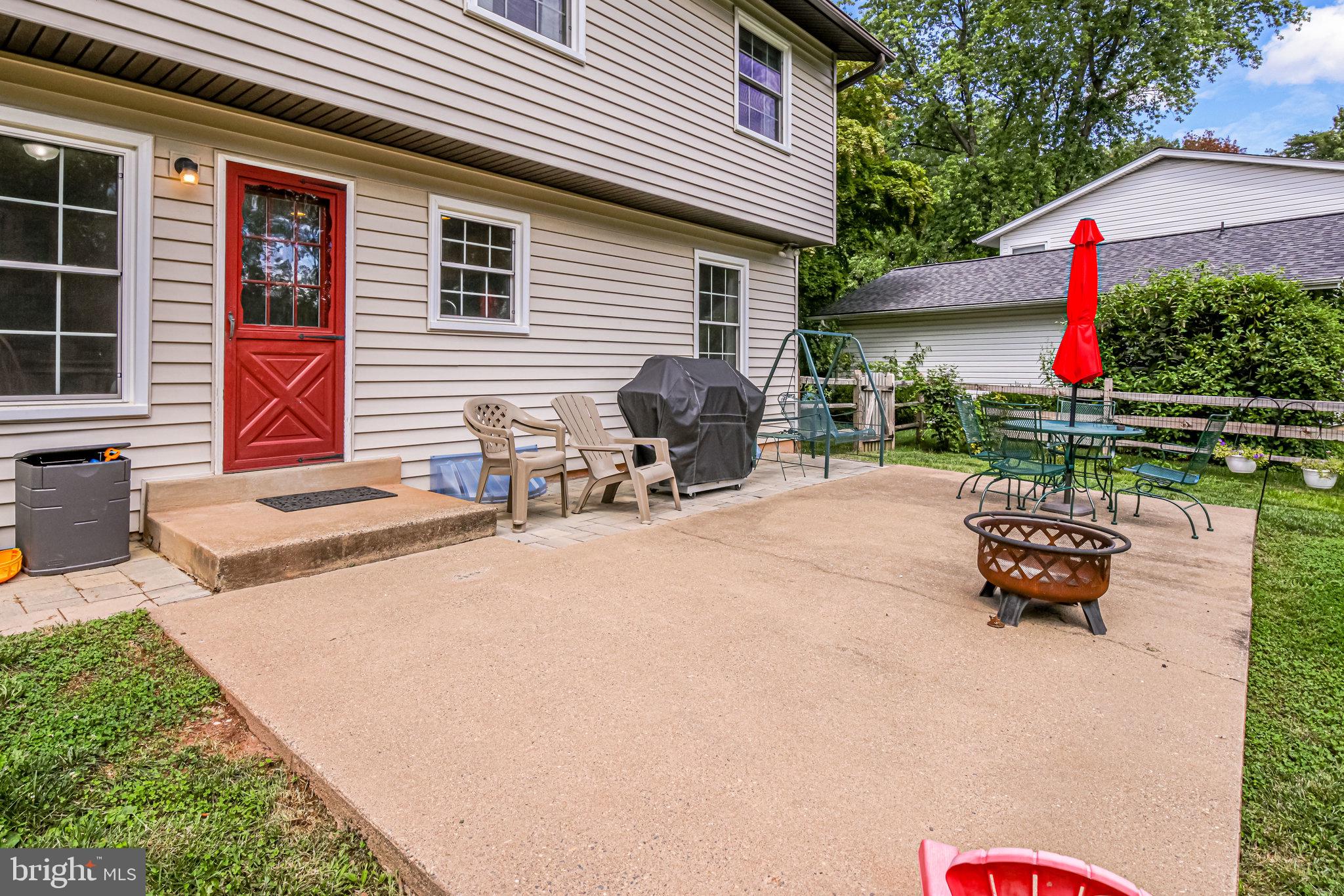 6905 Raspberry Plain Place Springfield, VA 22153 - Photo 9 of 66 Patio off the kitchen
