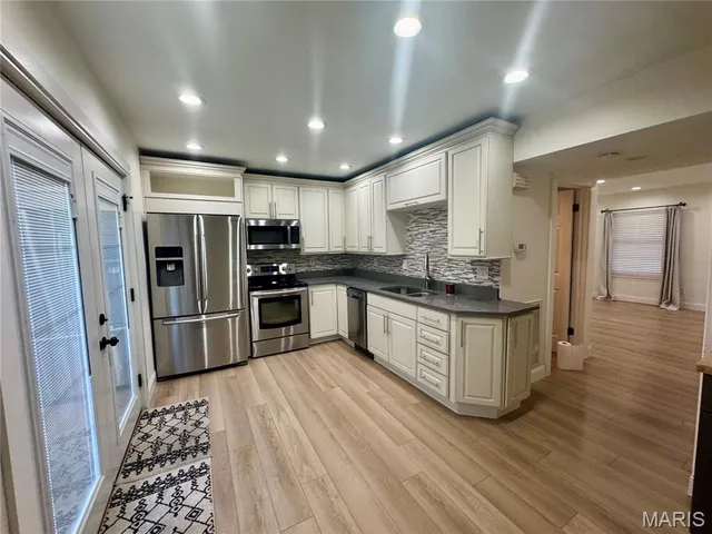 $1,650 | 4259 Burnett Walk, St. Louis, MO 63125