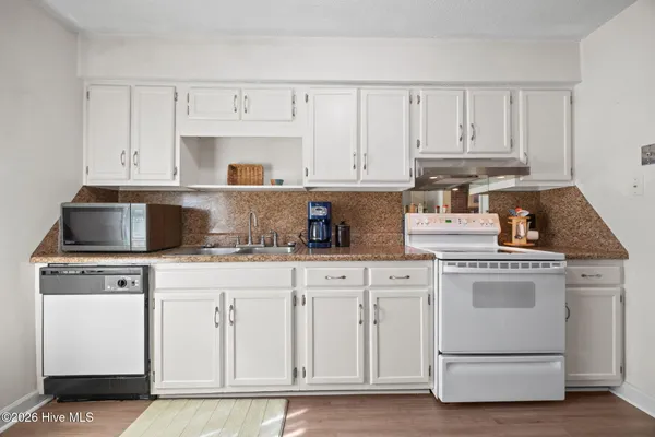 $227,900 | 1862 Quail Ridge Road, Unit S, Greenville, NC 27858