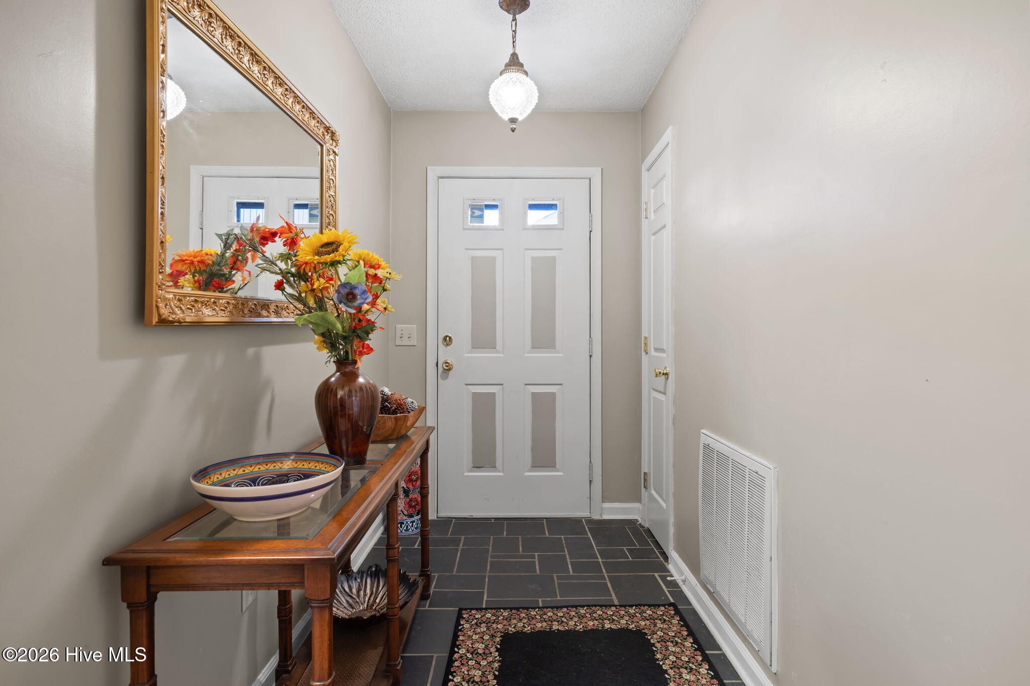 1862 Quail Ridge Road, Unit S Greenville, NC 27858 - Photo 5 of 42 18-web-or-mls-IMG_0003