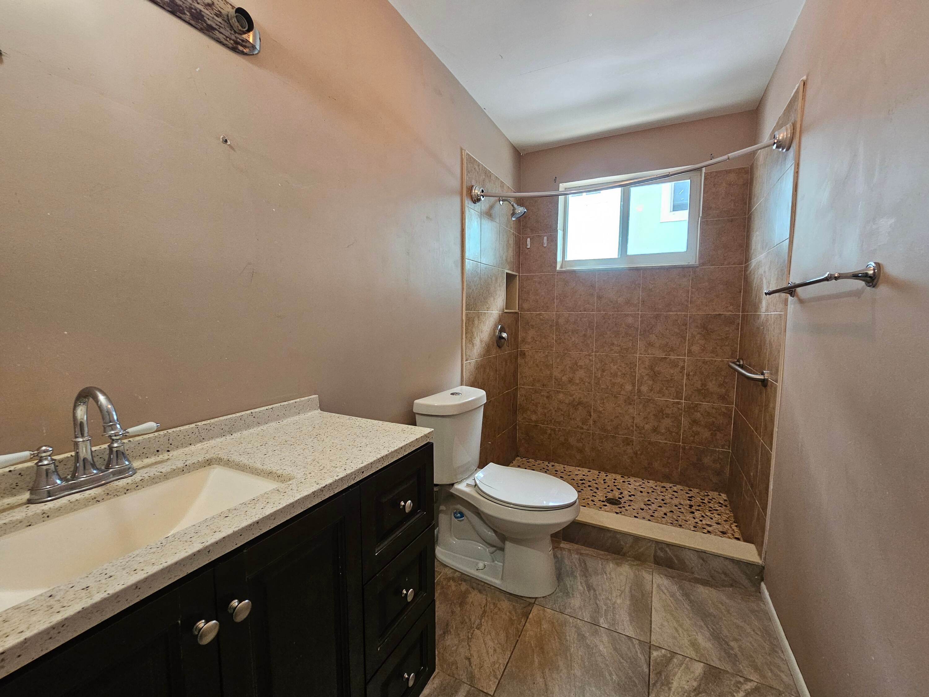 653 Colson Drive Key Largo, FL 33037 - Photo 13 of 27 Gallery Image 13