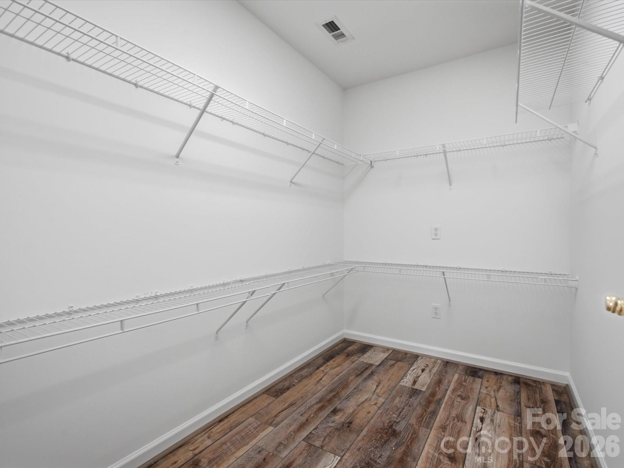 868 Ledgestone Court Tega Cay, SC 29708 - Photo 26 of 32 Gallery Image 26