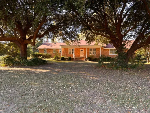 $220,000 | 4120 Highway 15, Sumter, SC 29153