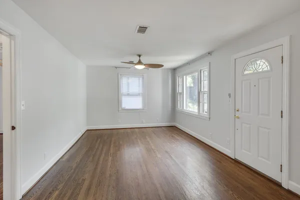 $2,800 | 1501 Shelby Avenue, Nashville, TN 37206