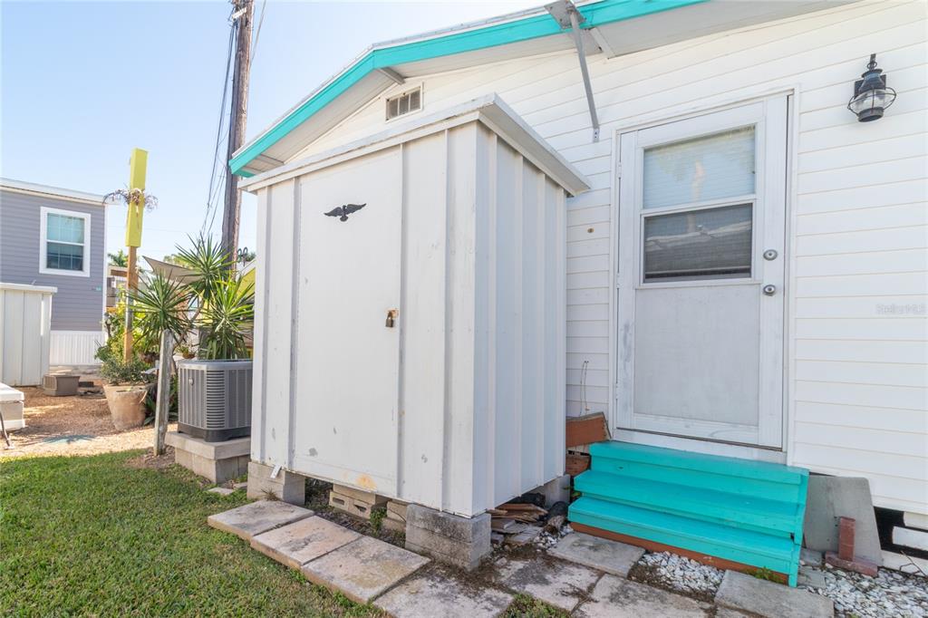 12507 Cortez Road West, Unit 58 Cortez, FL 34215 - Photo 5 of 32