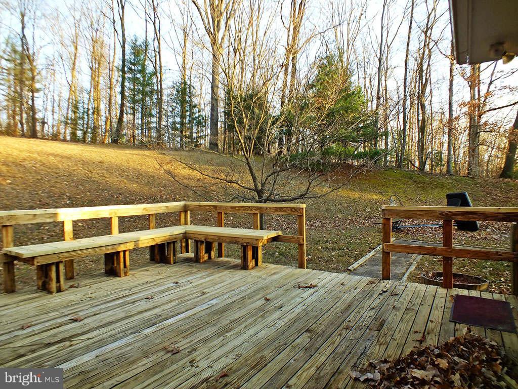 19211 Falls Road Hampstead, MD 21074 - Photo 23 of 25 Large Deck