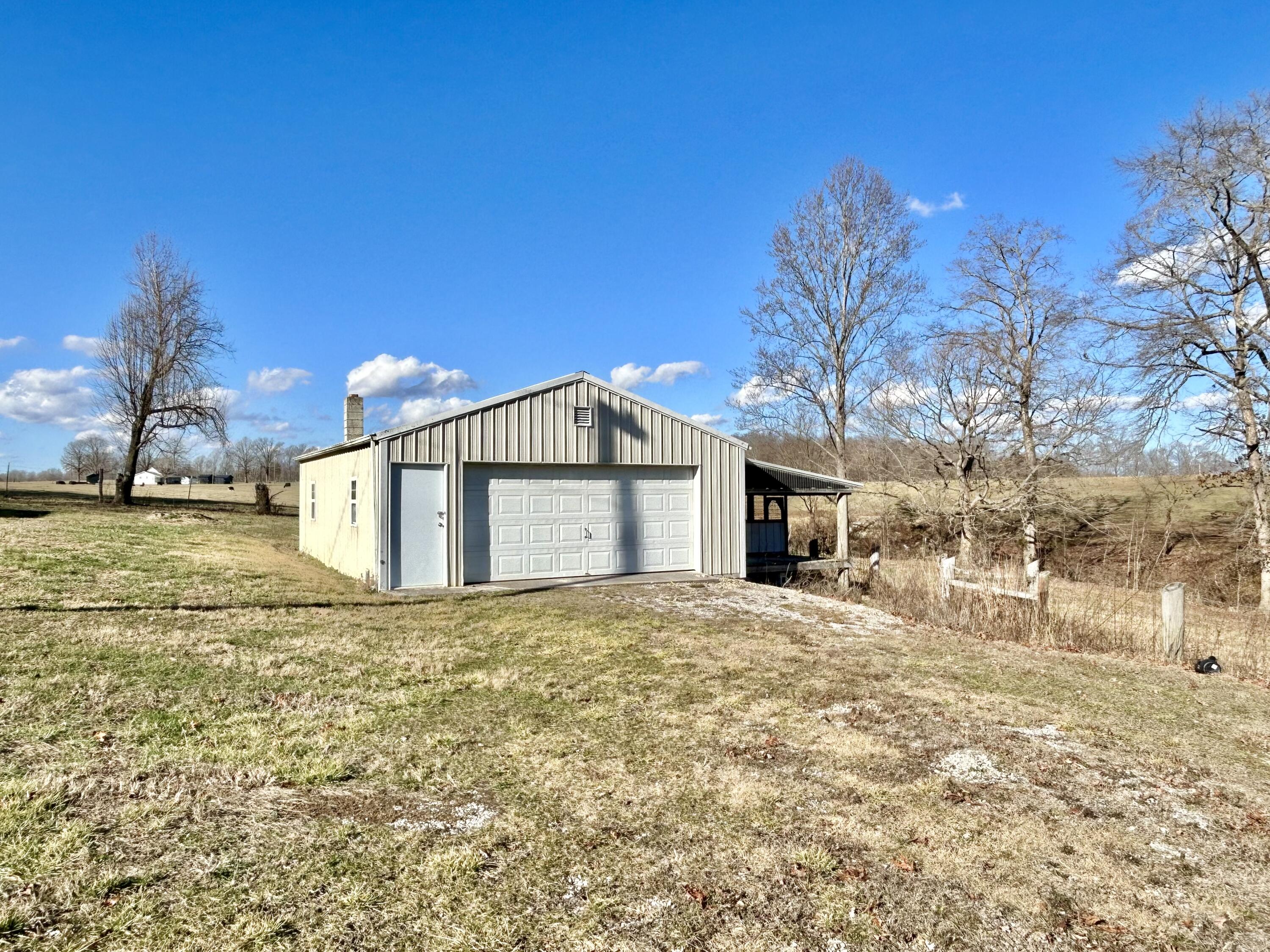 508 Wesley West Road Science Hill, KY 42553 - Photo 5 of 27 7E22C5DB-28E4-4CAA-935A-947EF8840CB2