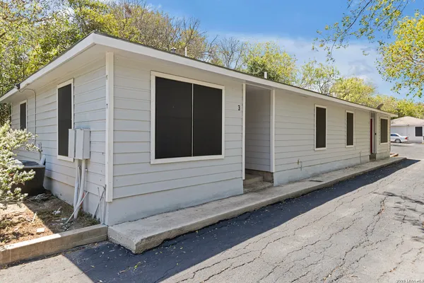 $1,250 | 1655 Amanda Street, San Antonio, TX 78210