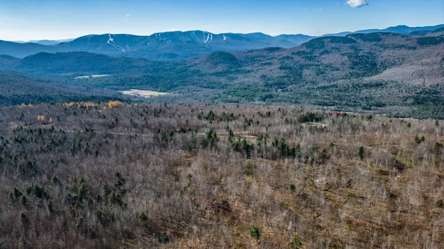 $385,000 | 57 Glades View Avenue, Newry, ME 04261