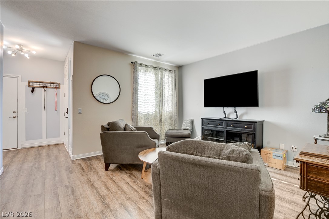 360 Milan Street Henderson, NV 89015 - Photo 8 of 62