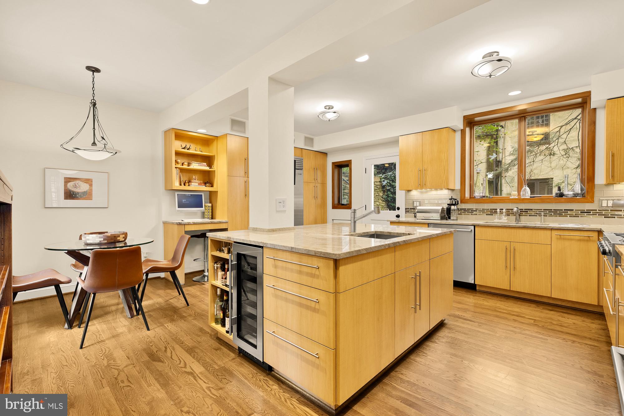 3111 Chain Bridge Road Northwest Washington, DC 20016 - Photo 11 of 71