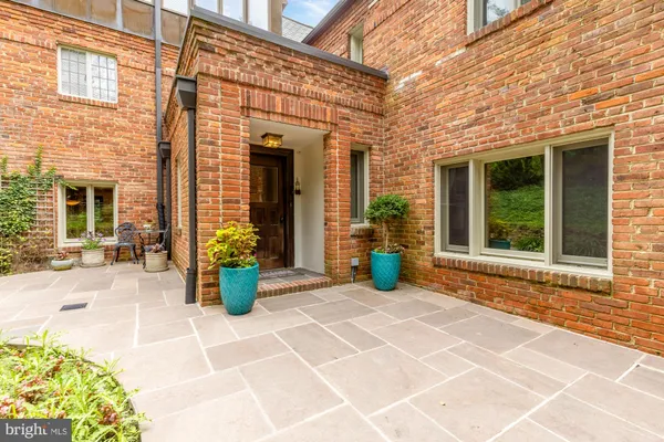 $12,500 | 3111 Chain Bridge Road Northwest, Washington, DC 20016