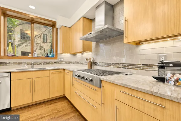 $12,500 | 3111 Chain Bridge Road Northwest, Washington, DC 20016