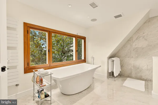 $12,500 | 3111 Chain Bridge Road Northwest, Washington, DC 20016