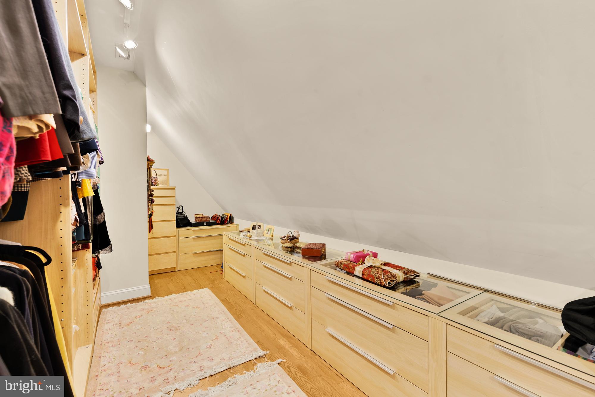 3111 Chain Bridge Road Northwest Washington, DC 20016 - Photo 44 of 71