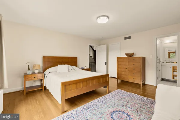 $12,500 | 3111 Chain Bridge Road Northwest, Washington, DC 20016