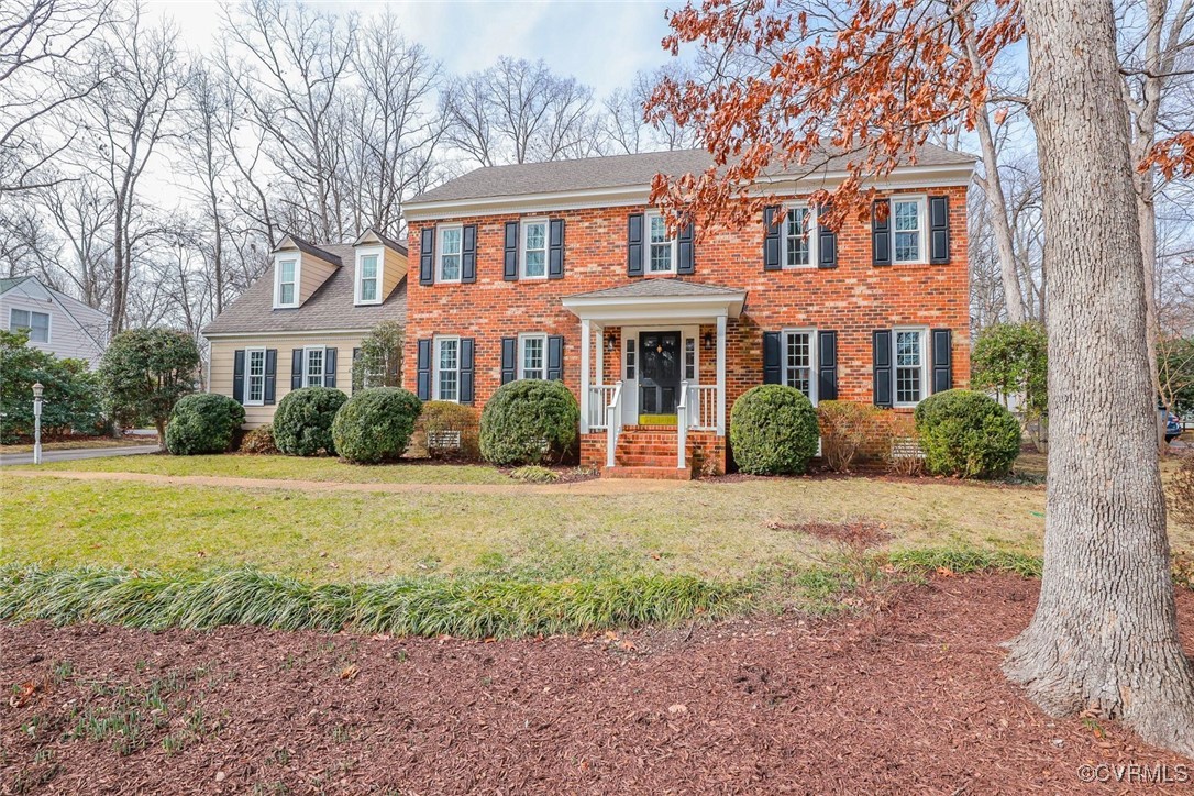 2400 Olde Stone Road Midlothian, VA 23113 - Photo 45 of 48 a front view of house with yard and green space