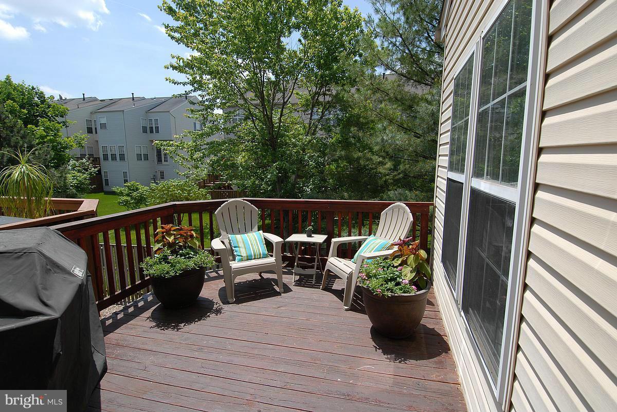 43233 Stillforest Terrace Ashburn, VA 20147 - Photo 14 of 30 a view of balcony with furniture