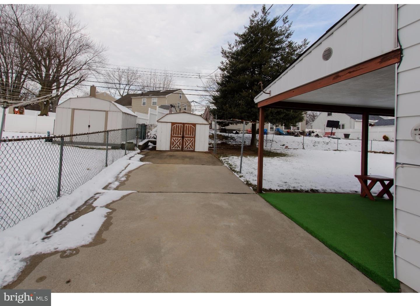 13014 Worthington Road Philadelphia, PA 19116 - Photo 23 of 25 Driveway