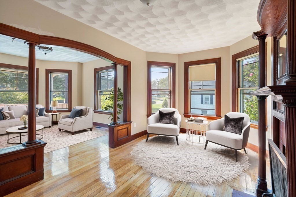 10 Harvard Road Shirley, MA 01464 - Photo 5 of 23 a living room with furniture and a large window
