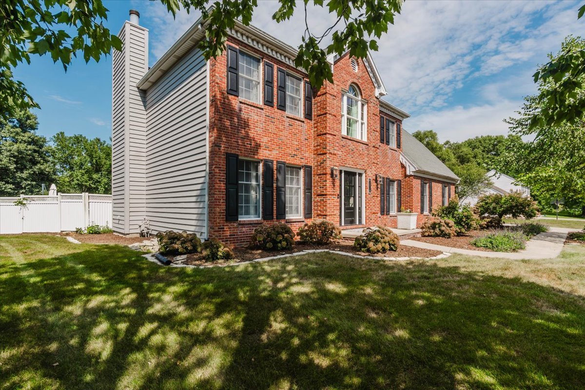 16036 Inverrary Lane Bloomington, IL 61705 - Photo 58 of 71 Gallery Image 58