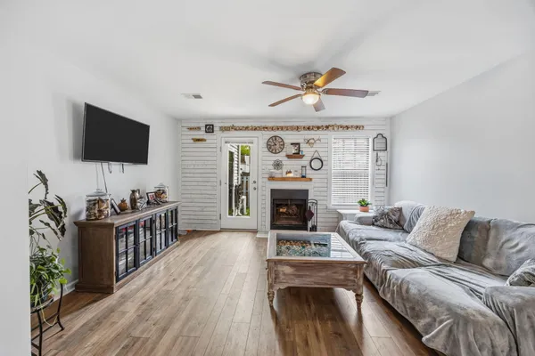 $2,200 | 903 Reserve Way, Summerville, SC 29485