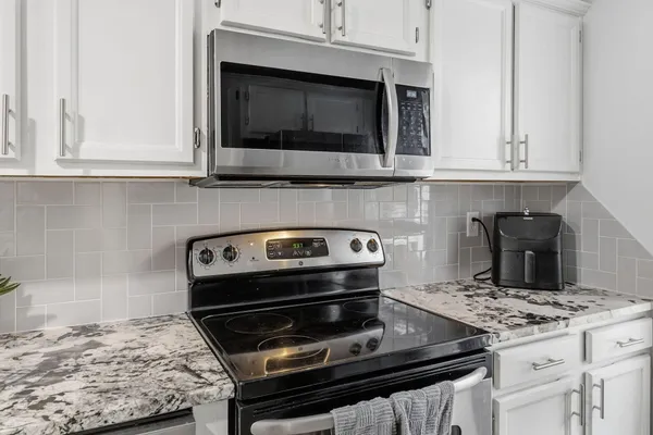 $2,200 | 903 Reserve Way, Summerville, SC 29485