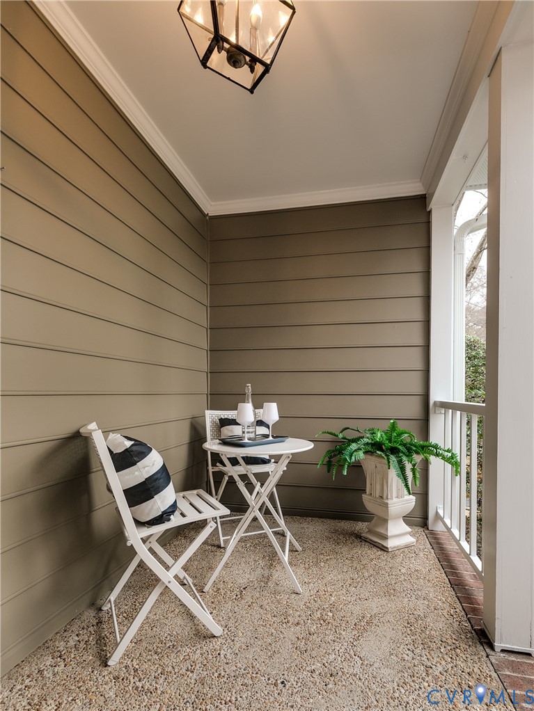 8902 Ginger Way Court Henrico, VA 23229 - Photo 3 of 34 a backyard of a house with table and chairs