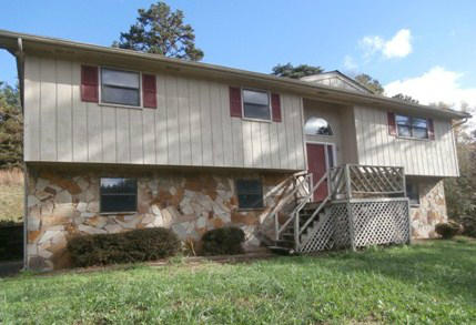 1427 Coffelt Road Hixson, TN 37343 - Photo 1 of 15 Front