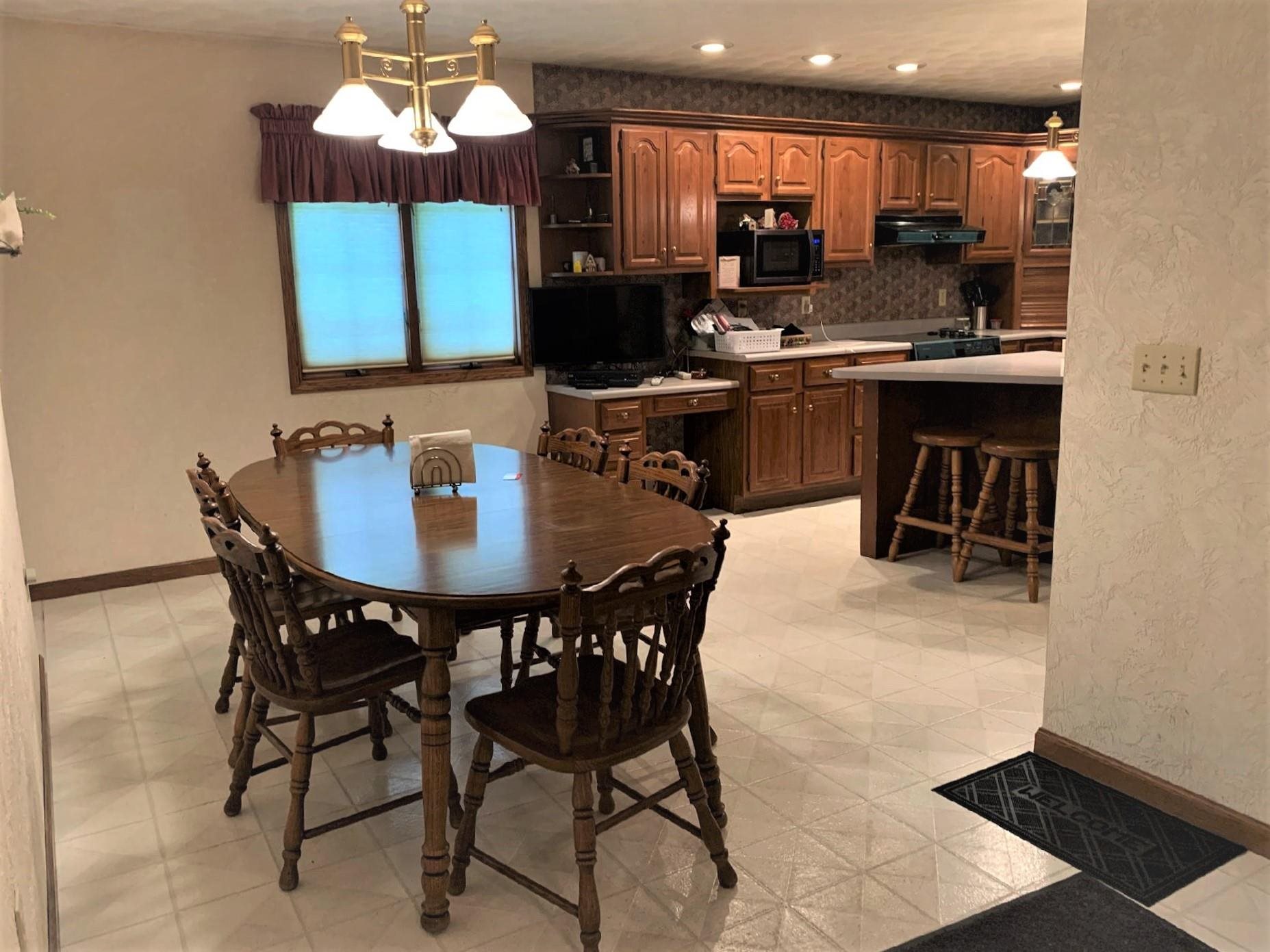 308 West A Street Delavan, IL 61734 - Photo 5 of 19 Gallery Image 5