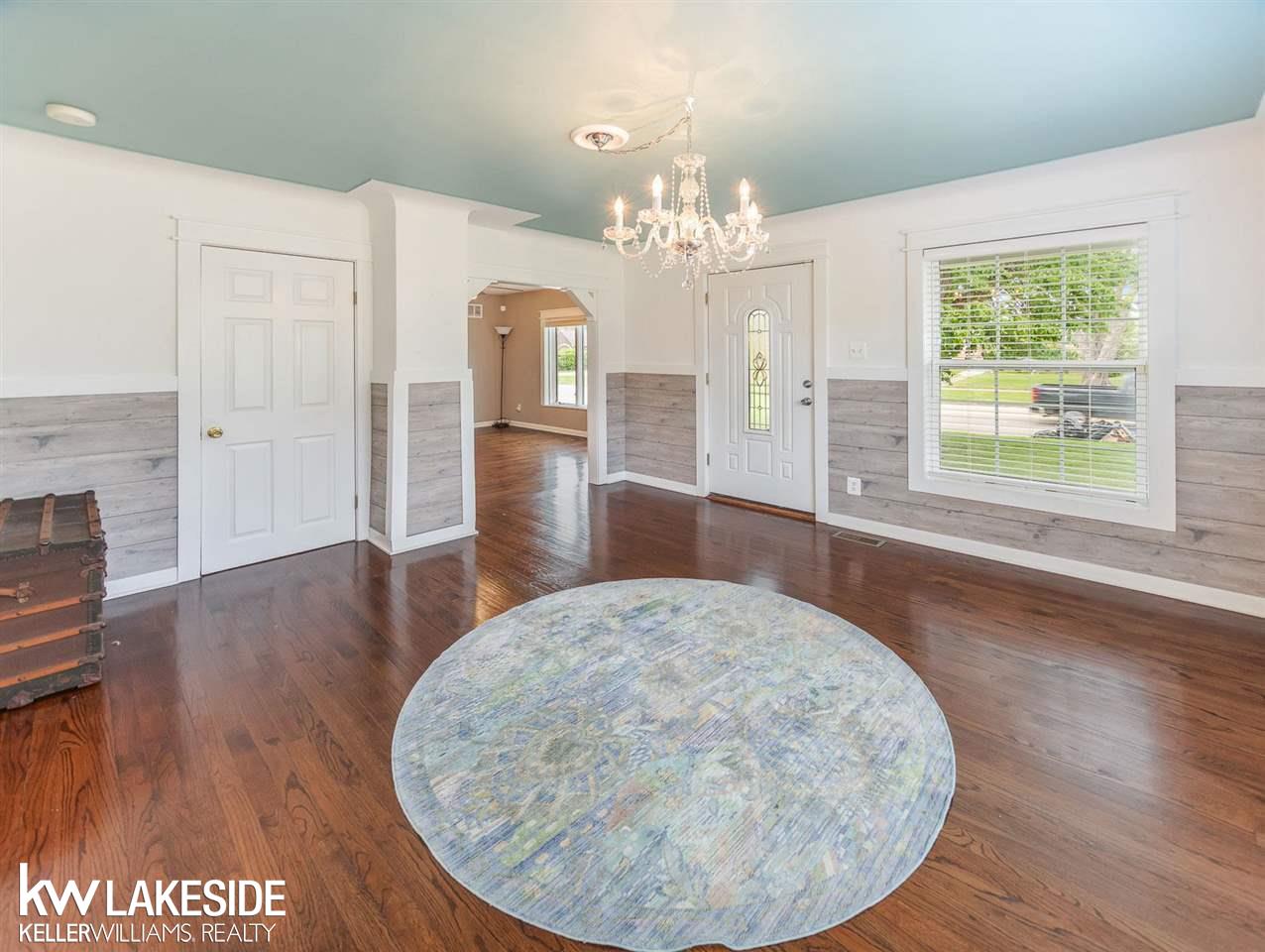 5030 Chicago Road Warren, MI 48092 - Photo 10 of 22