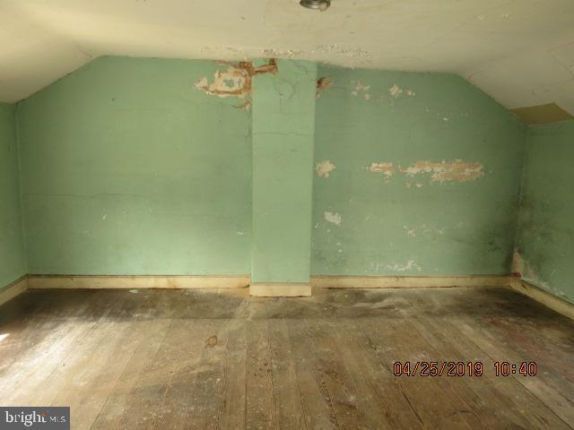 2522 Bethel Road Chester, PA 19013 - Photo 15 of 17 Bed