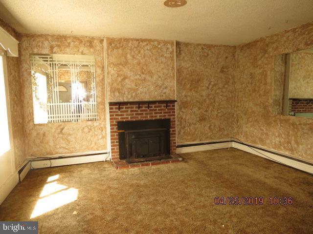 2522 Bethel Road Chester, PA 19013 - Photo 3 of 17 Living