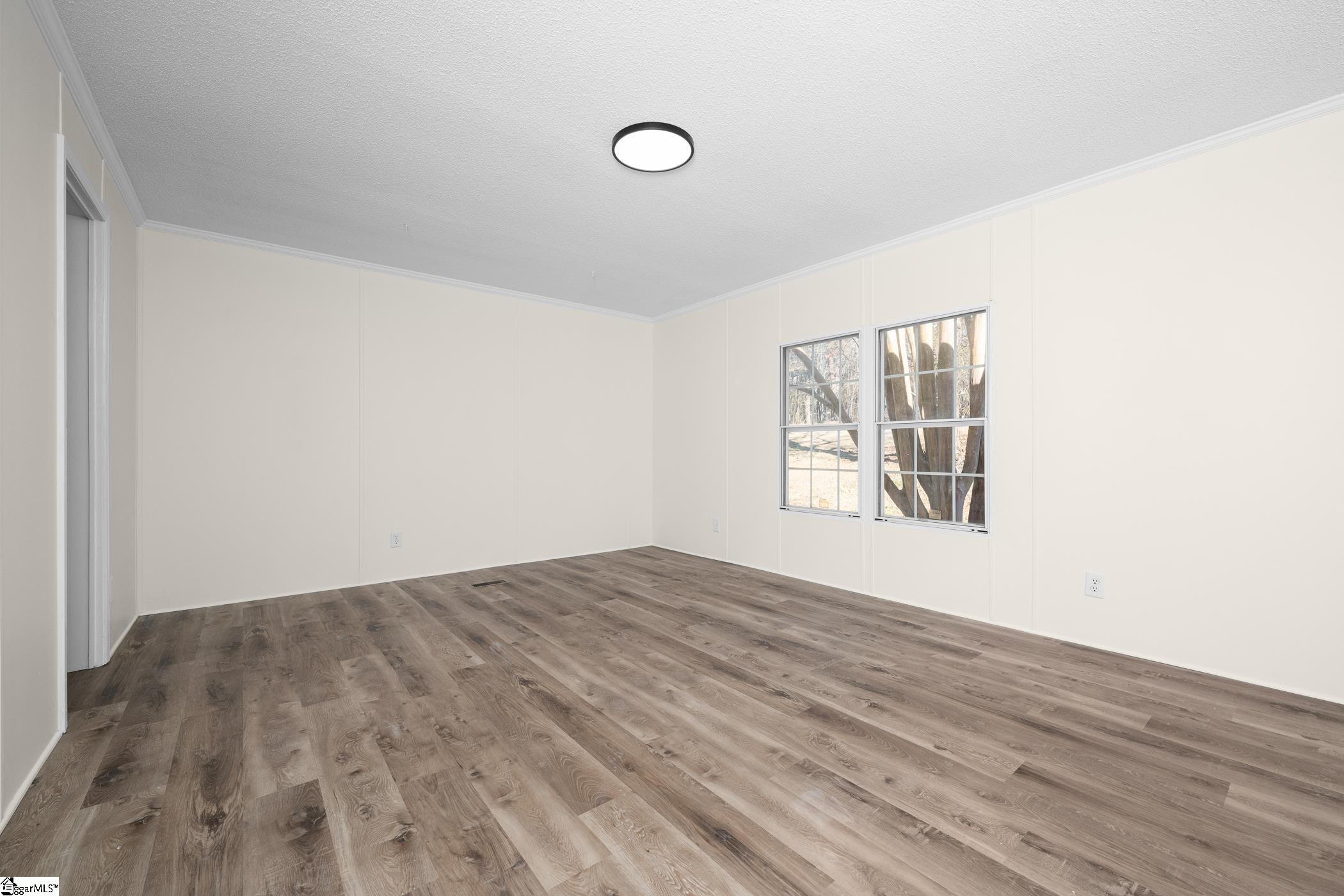 1316 Cheek Road Greer, SC 29651 - Photo 12 of 25 Gallery Image 12