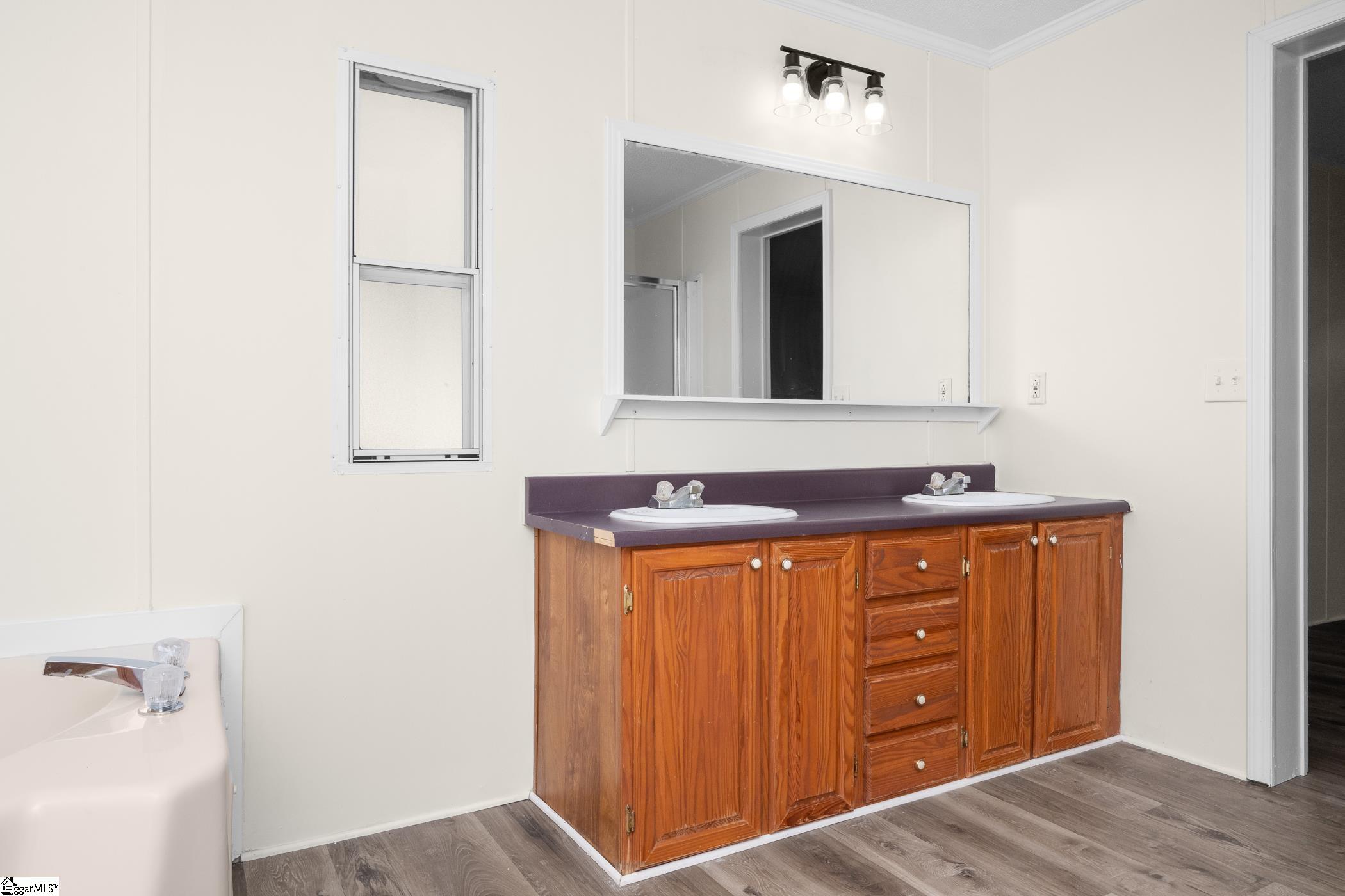 1316 Cheek Road Greer, SC 29651 - Photo 14 of 25 Gallery Image 14