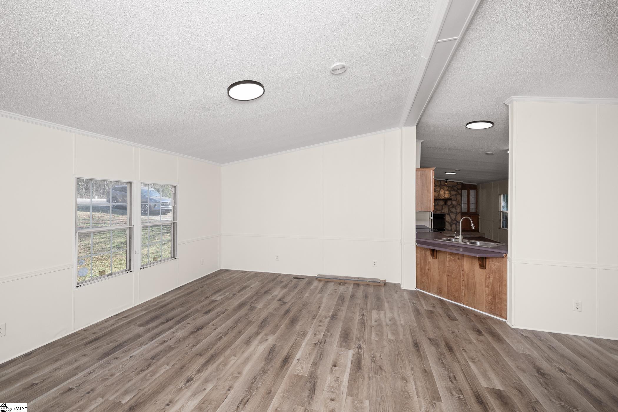 1316 Cheek Road Greer, SC 29651 - Photo 5 of 25 Gallery Image 5