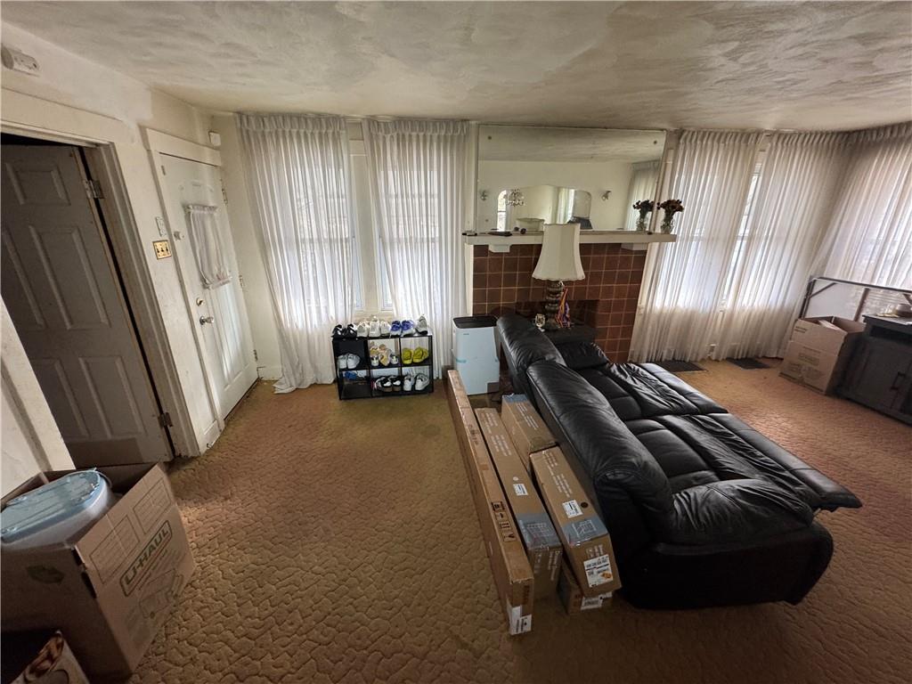 1339 Laketon Road Pittsburgh, PA 15221 - Photo 6 of 22 Gallery Image 6
