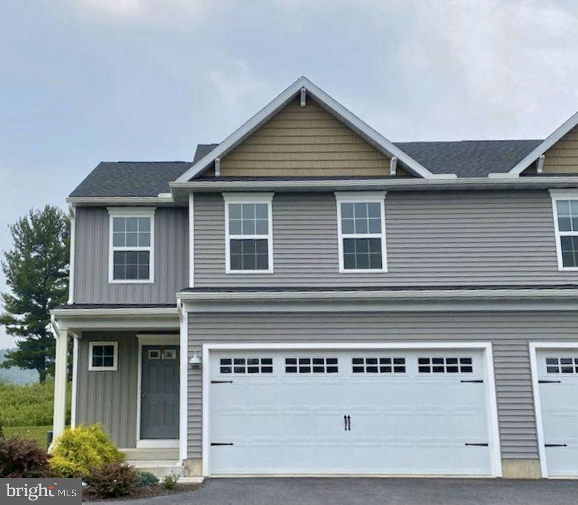 27 Kantner Lane South Reading, PA 19607 - Photo 1 of 19