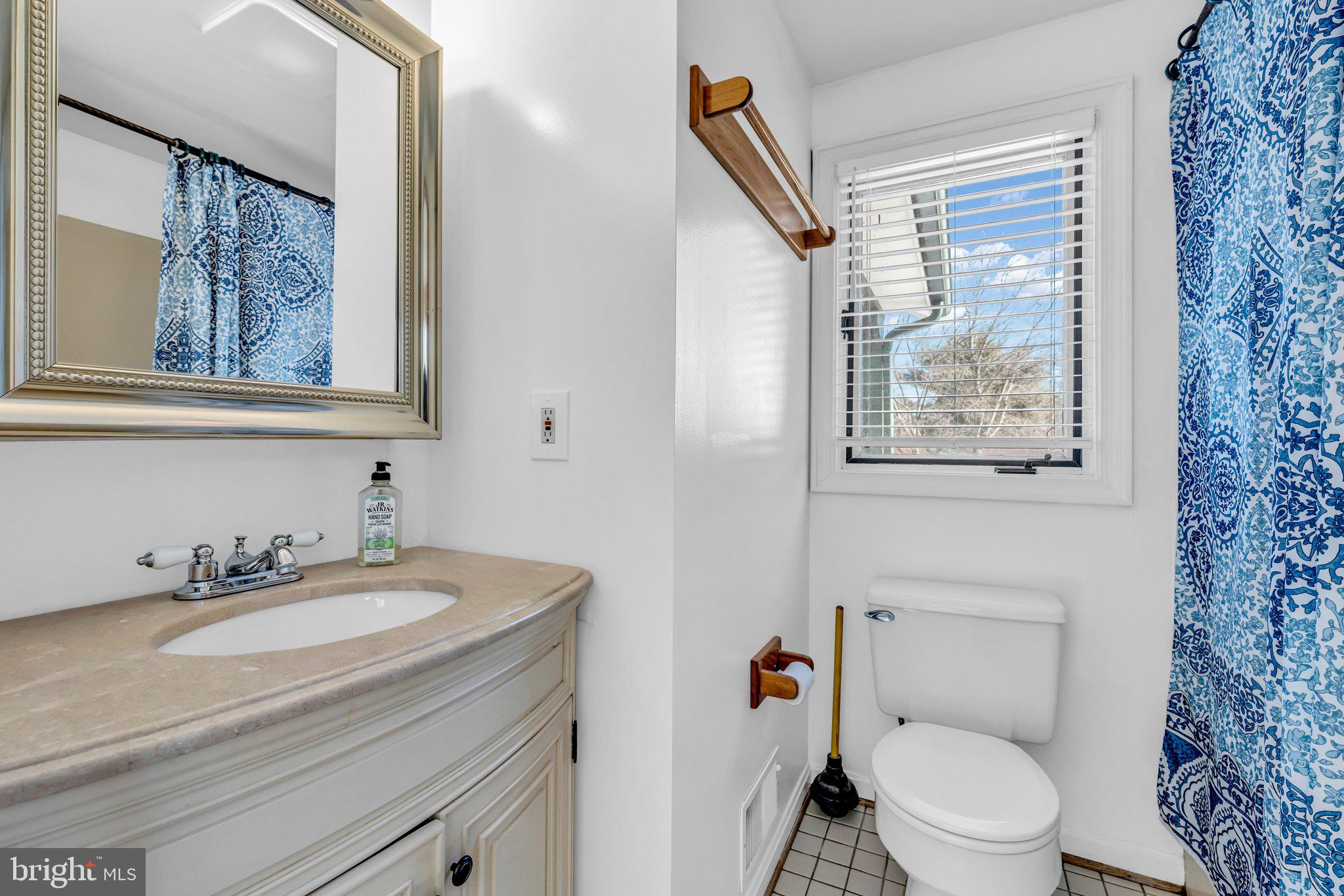 3515 Damascus Road Brookeville, MD 20833 - Photo 16 of 31 House En-Suite Bath