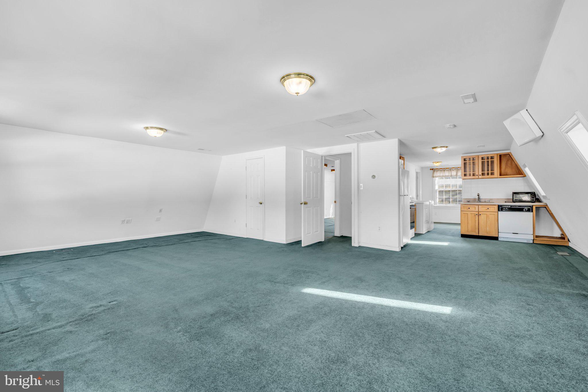 3515 Damascus Road Brookeville, MD 20833 - Photo 29 of 31 Suite Living Area V1
24'x16' Est