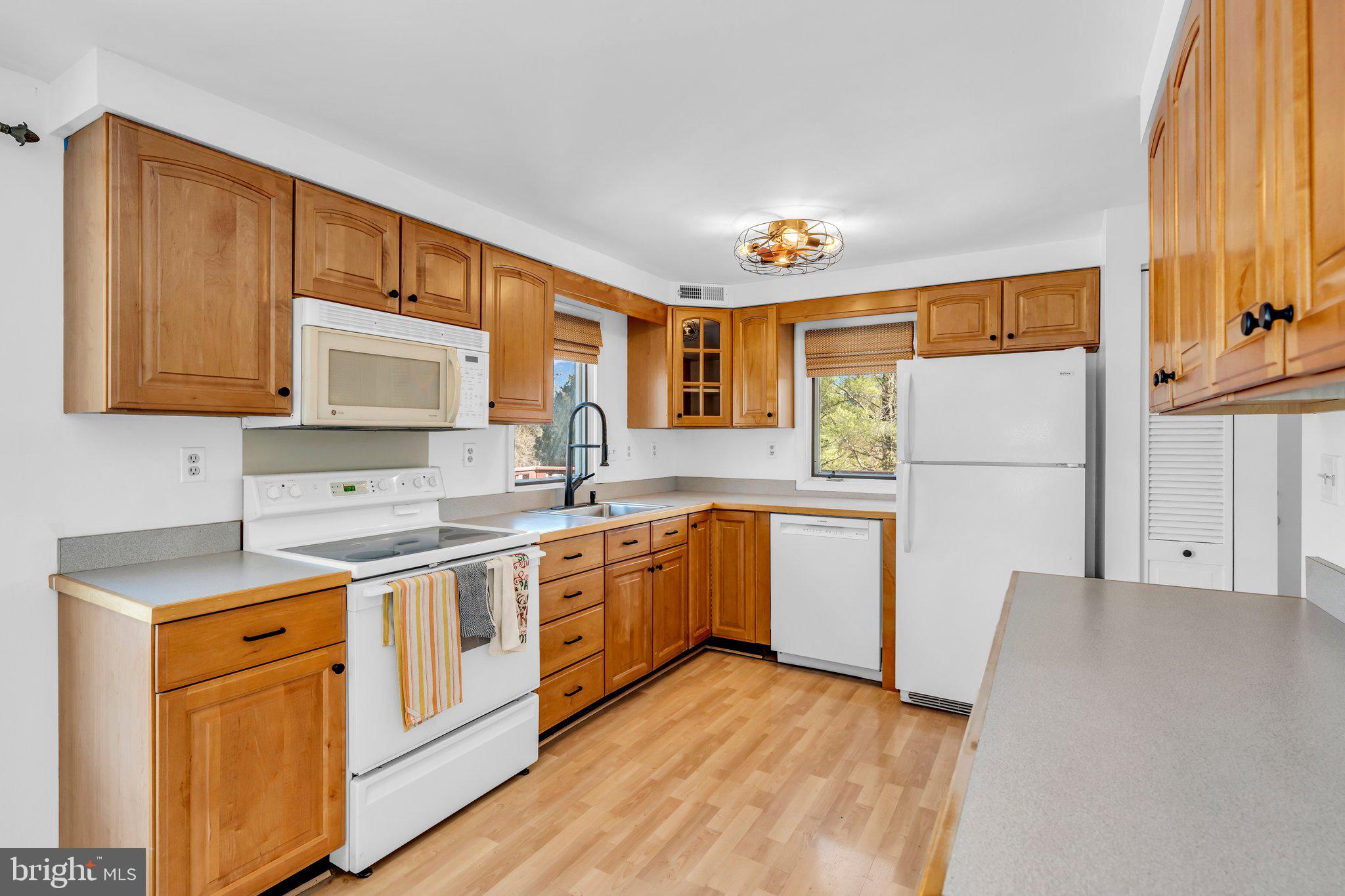 3515 Damascus Road Brookeville, MD 20833 - Photo 4 of 31 House Kitchen view 3