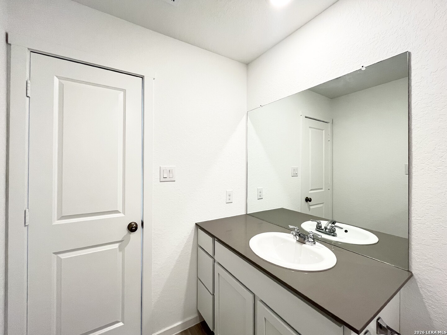 268 Cowboy Ridge Pleasanton, TX 78064 - Photo 18 of 36