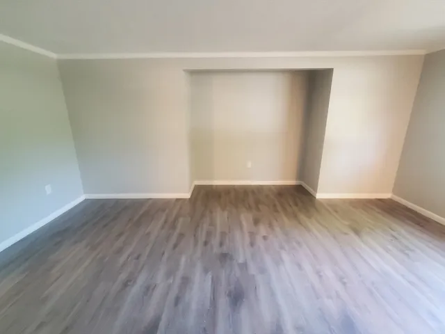 $2,000 | 55 David Terrace, Unit 11, Norwood, MA 02062