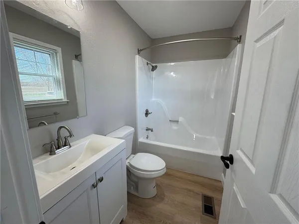 $190,000 | 1601 North Dreher Street, Weir, KS 66781