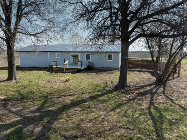 $190,000 | 1601 North Dreher Street, Weir, KS 66781