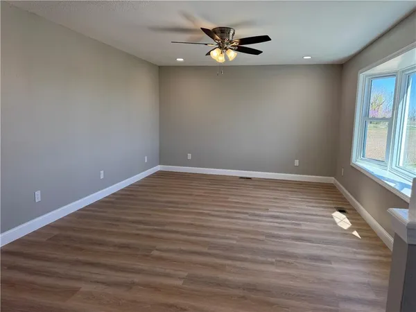 $190,000 | 1601 North Dreher Street, Weir, KS 66781