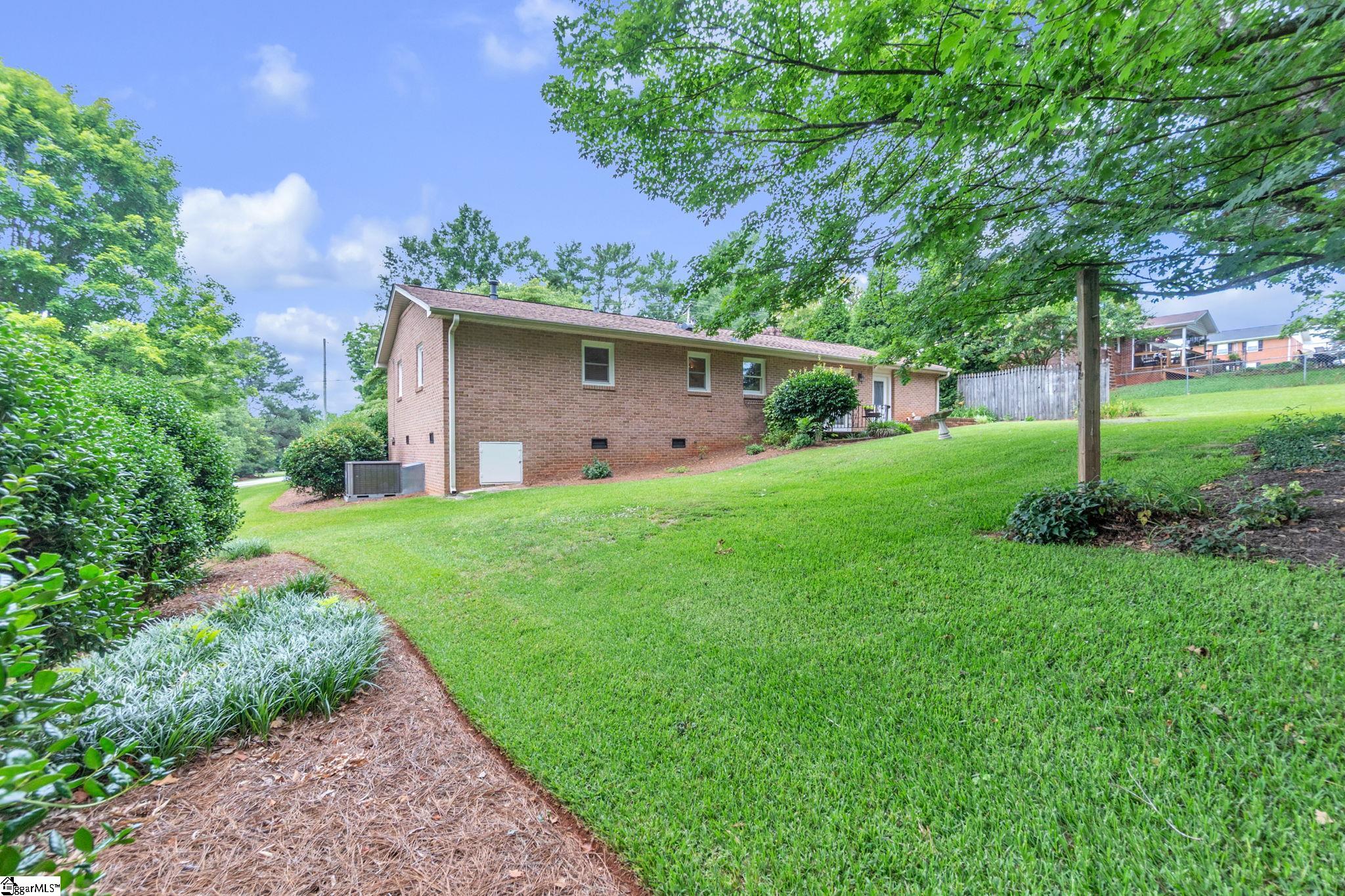 200 Rampey Street Easley, SC 29640 - Photo 29 of 41