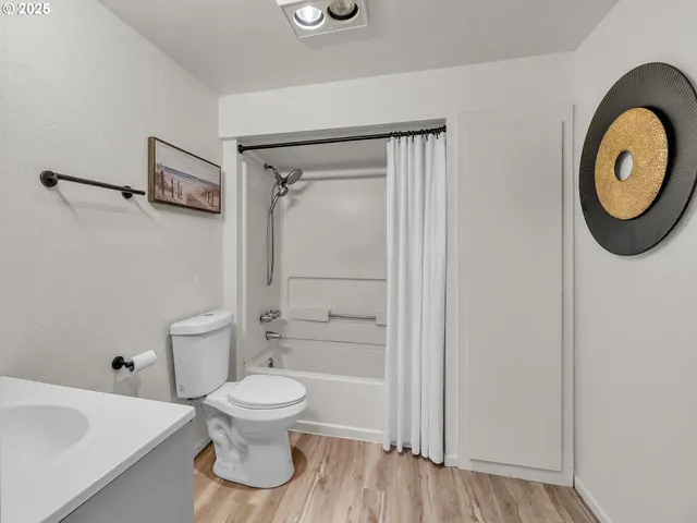 $424,000 | 184 Greenwood Drive, Jefferson, OR 97352