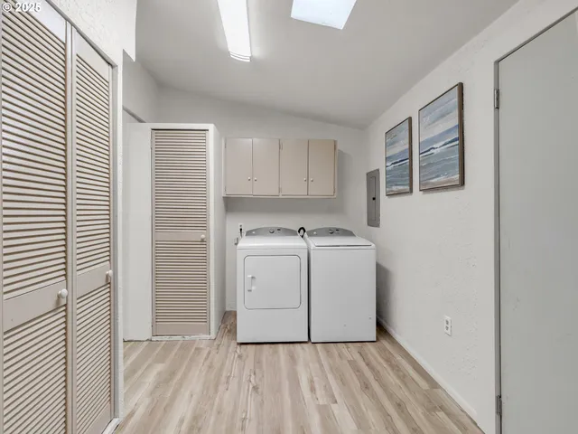 $424,000 | 184 Greenwood Drive, Jefferson, OR 97352